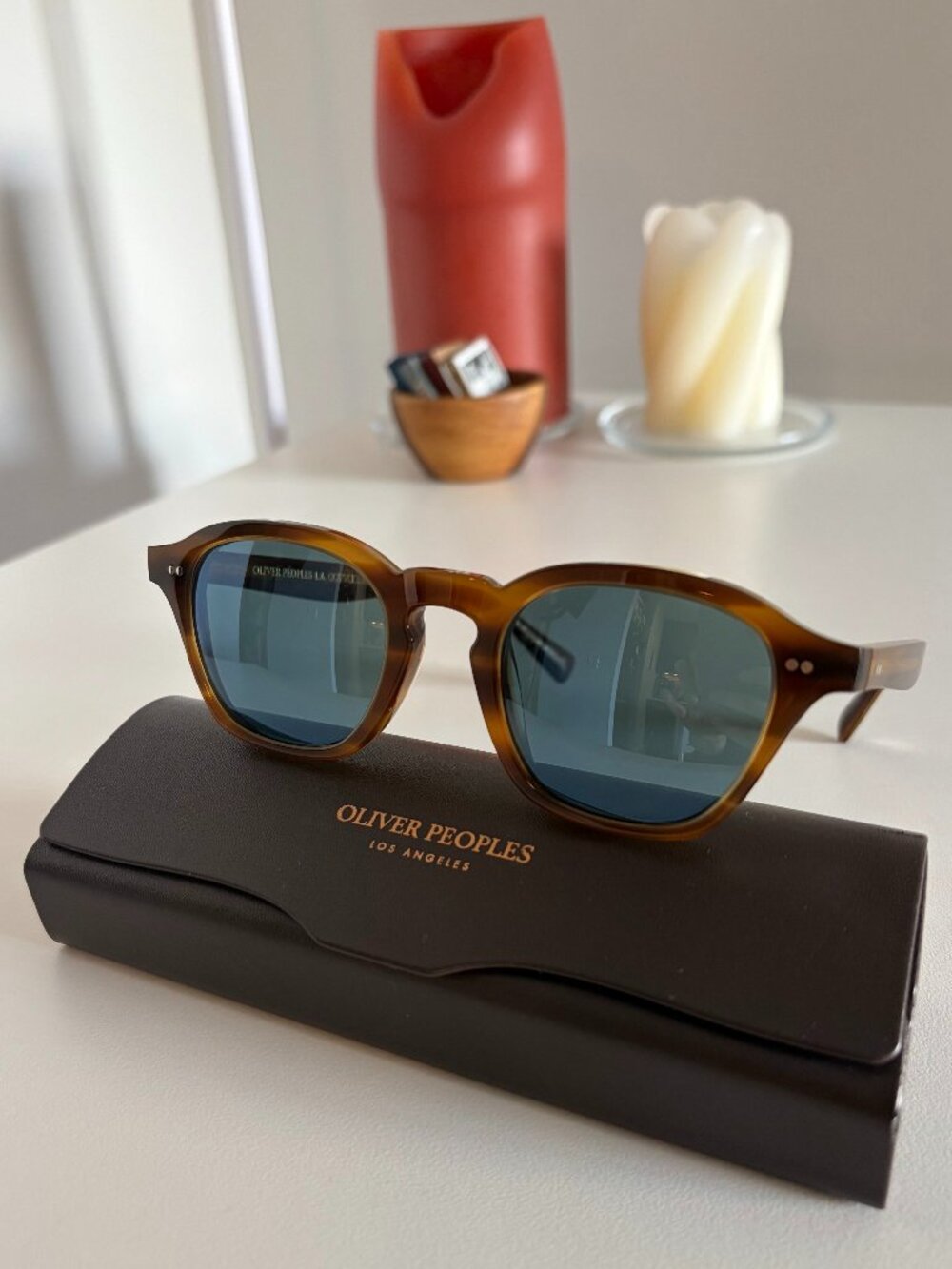 Oliver Peoples Sunglasses | Eyles Style | Like New